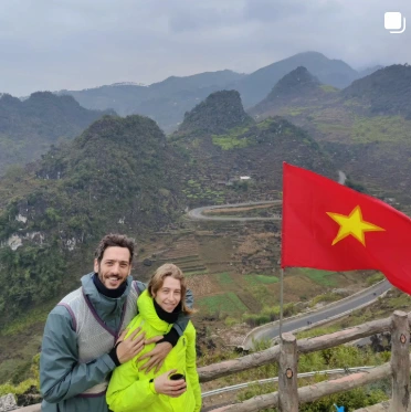 couple doing tour in ha giang loop flipside vn contact us